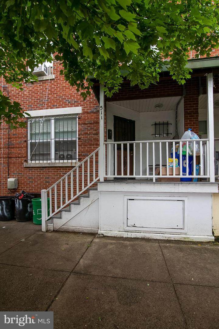 511 6TH Street - Photo 1