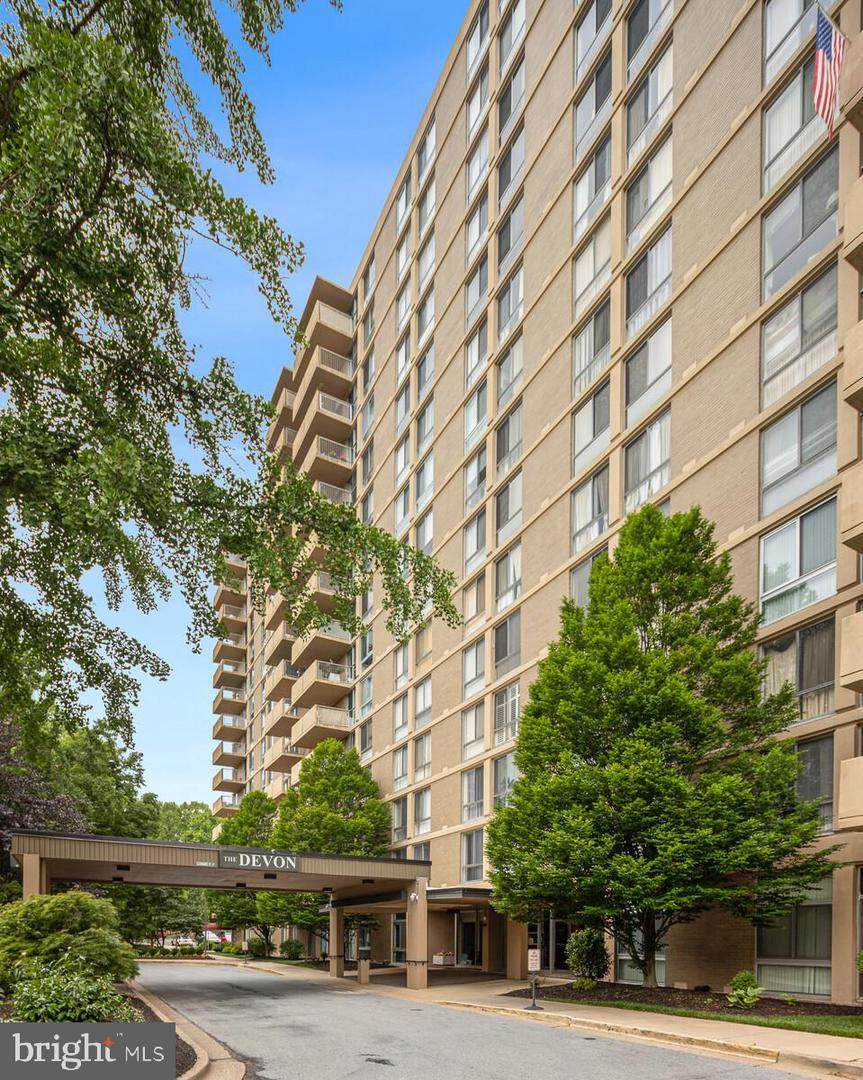2401 Pennsylvania Avenue - Photo 1