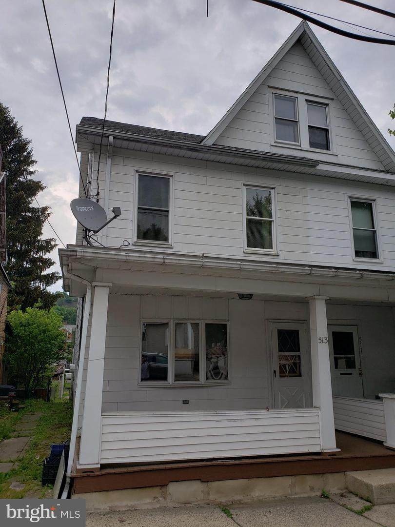 513 Washington Street - Photo 1