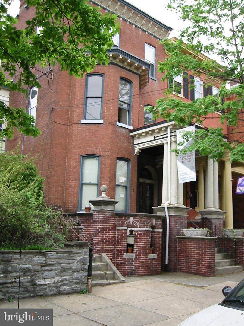 351 Orange Street - Photo 1