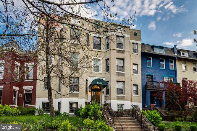 1125 Maryland Avenue - Photo 1