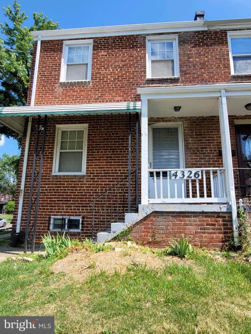 4326 F Street - Photo 1