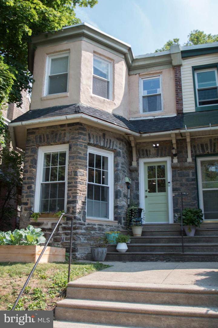 6213 Wayne Avenue - Photo 1