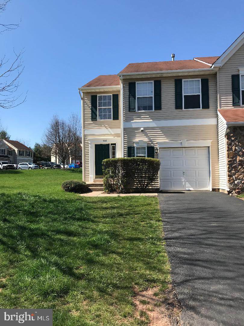 968 Katie Circle - Photo 1