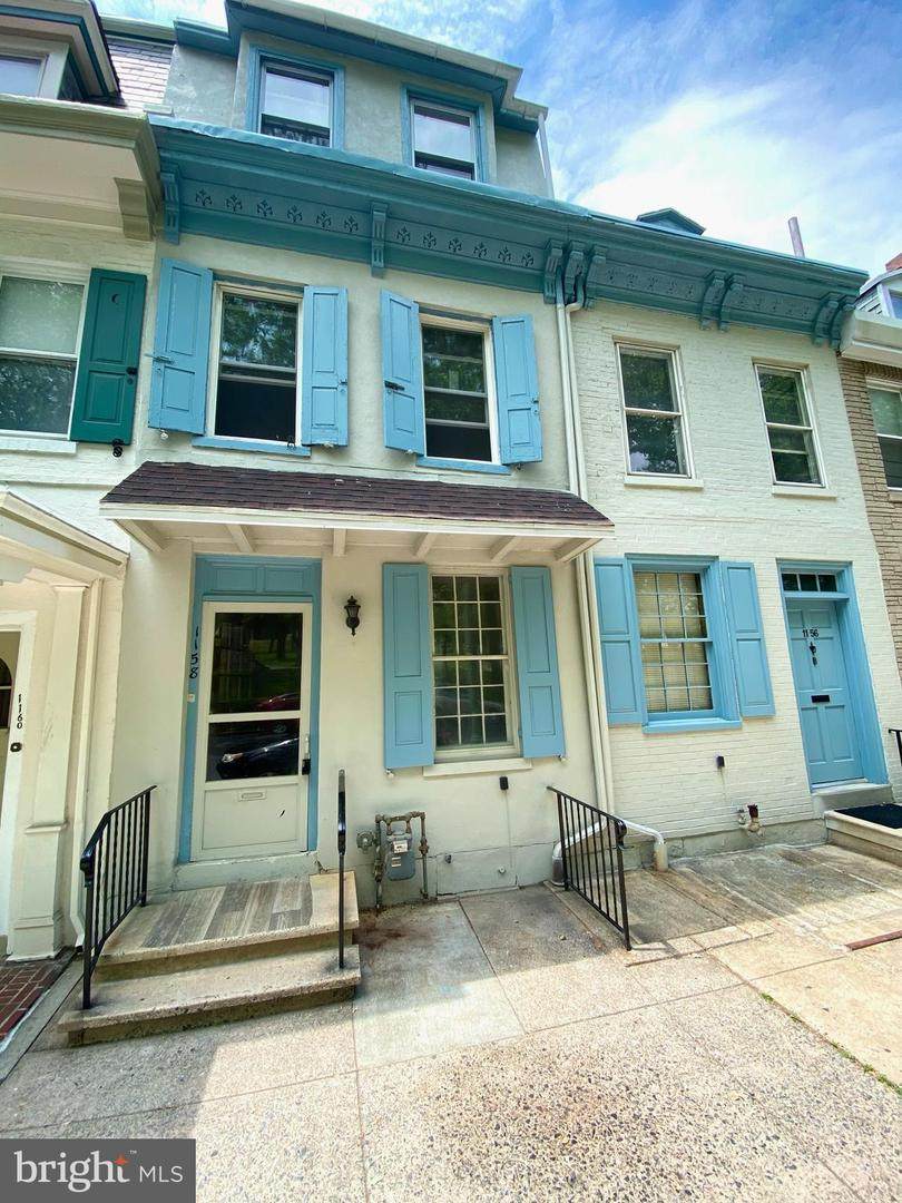 1158 Perkiomen Avenue - Photo 1
