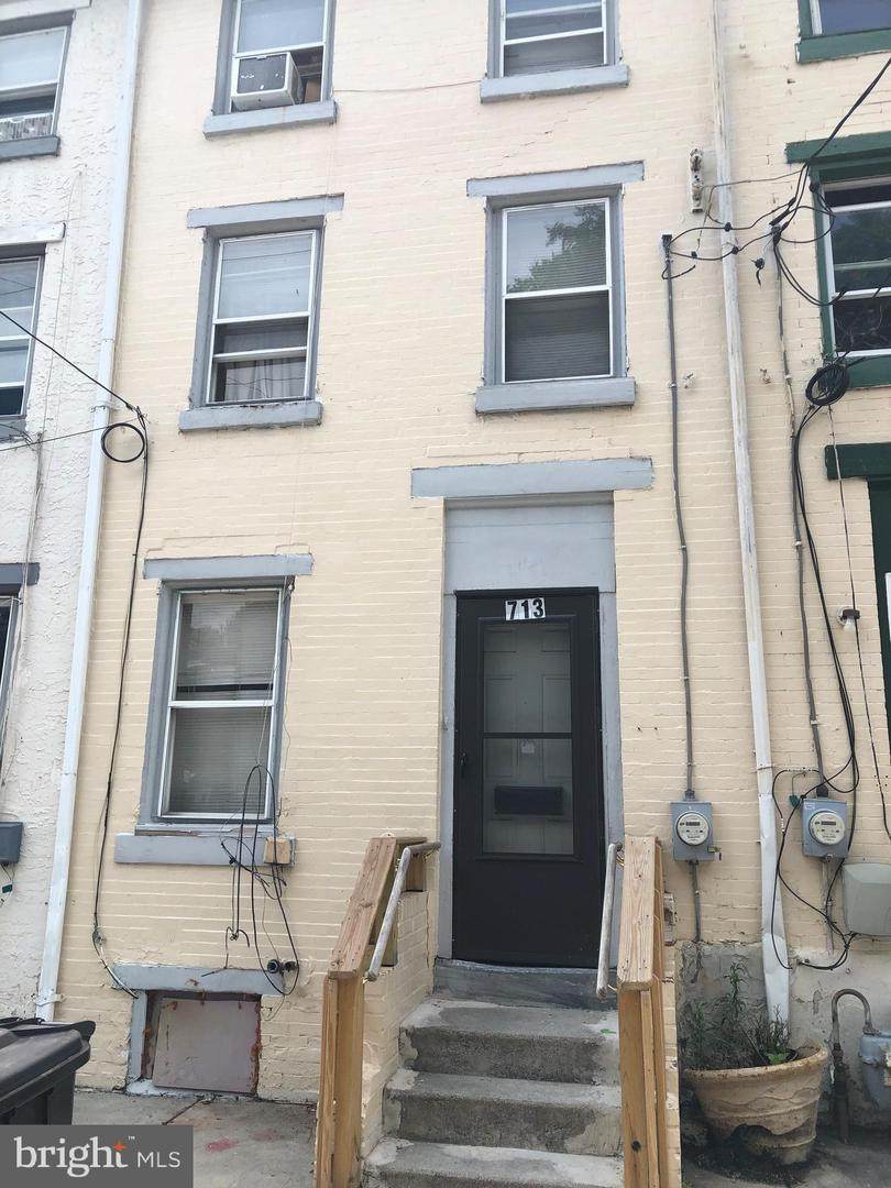 713 Cherry Street - Photo 1
