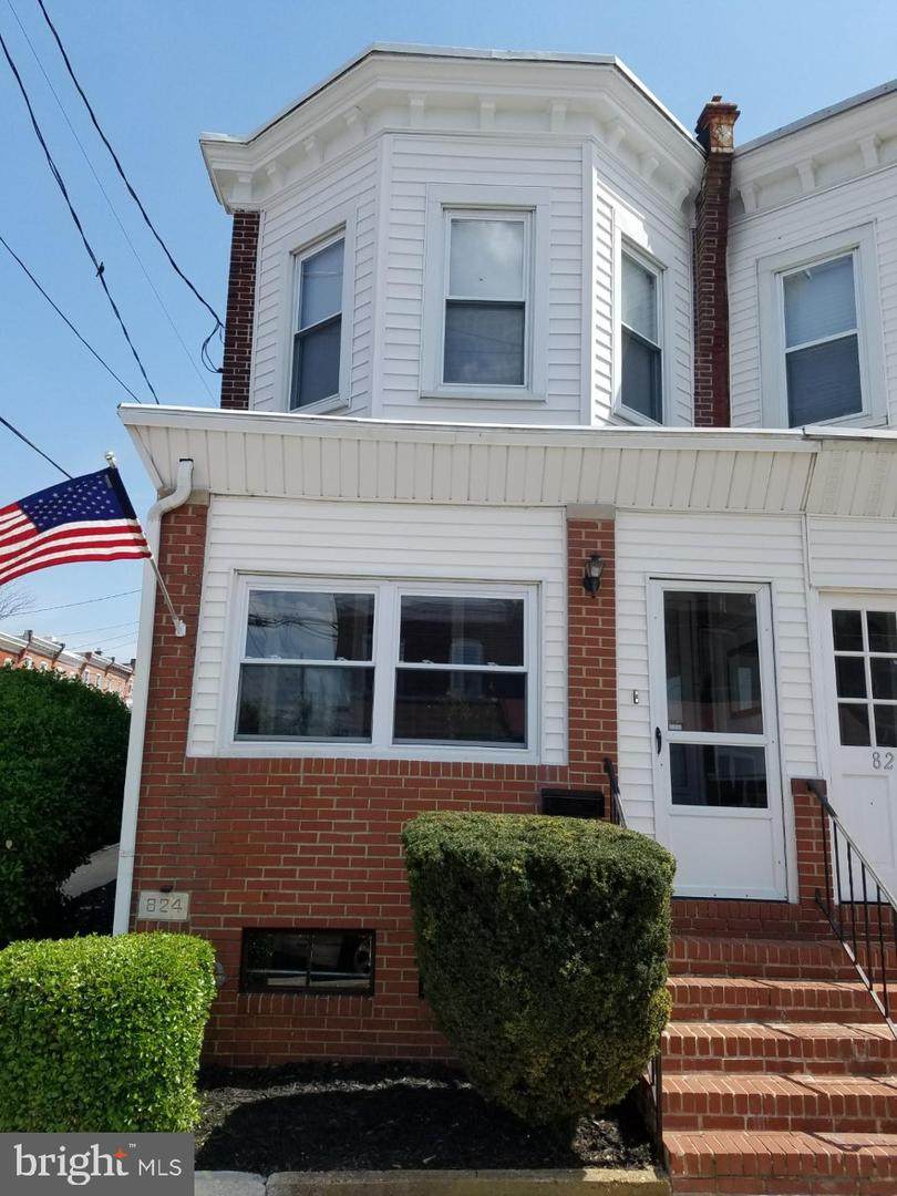 824 Dupont Street - Photo 1