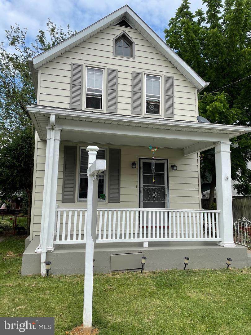 219 King Street - Photo 1