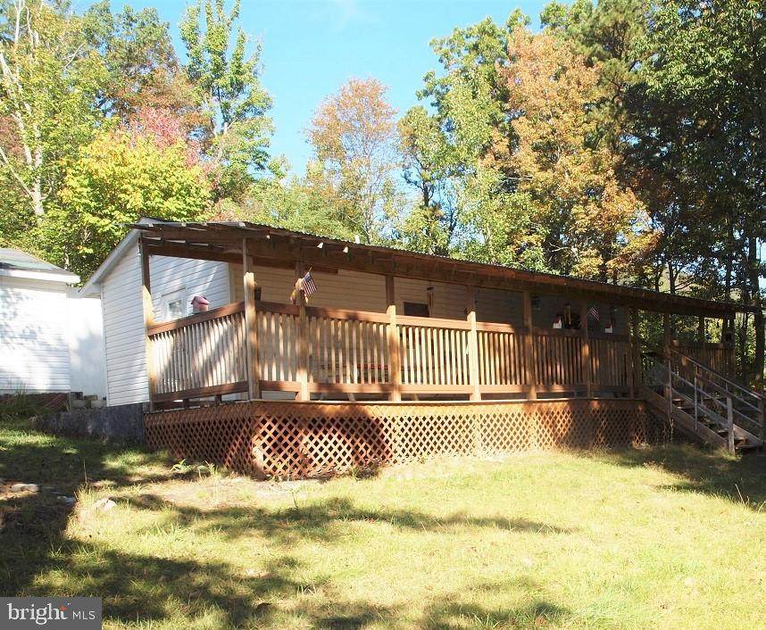 33 Blueberry Lane - Photo 1