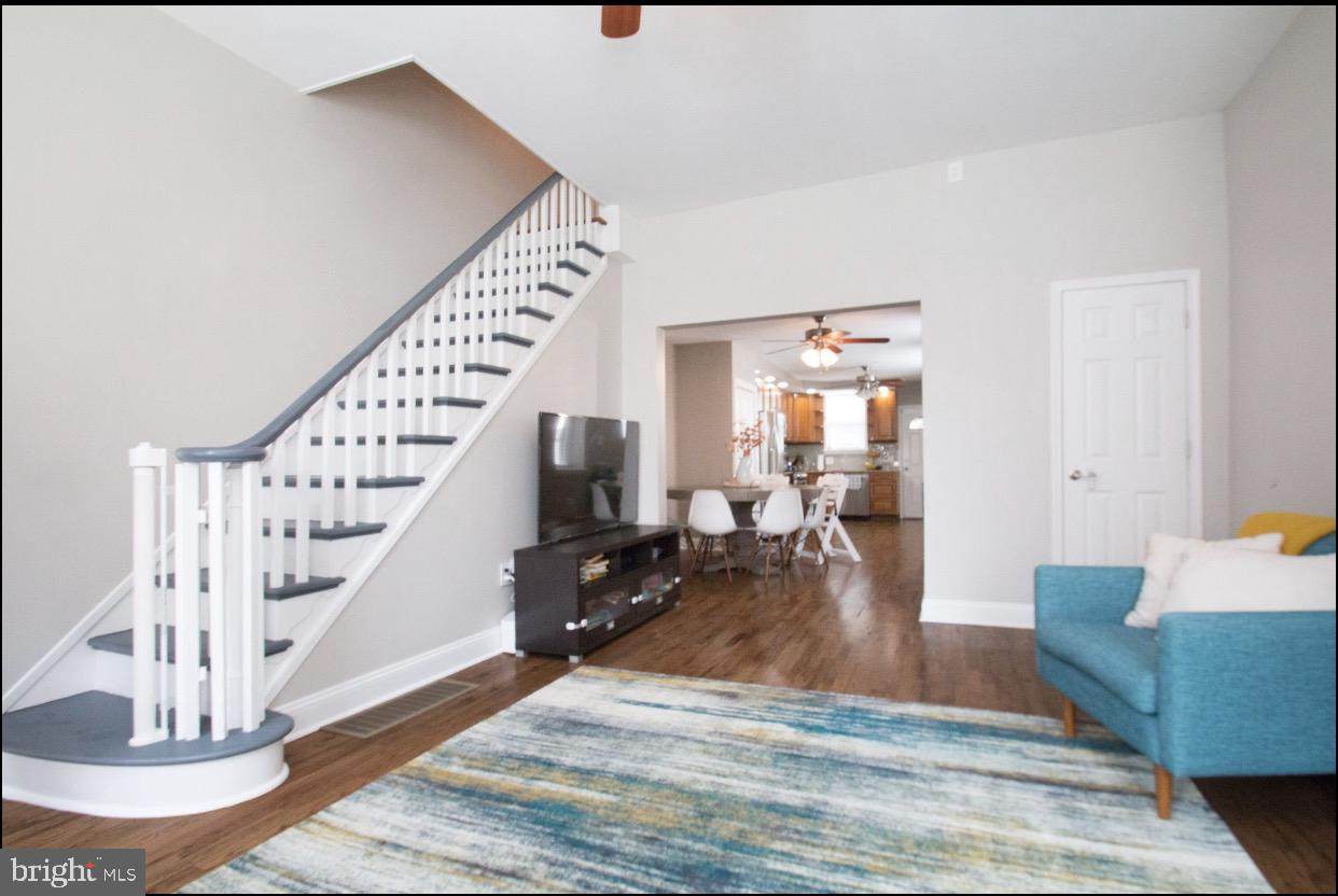 2202 Juniper Street - Photo 1