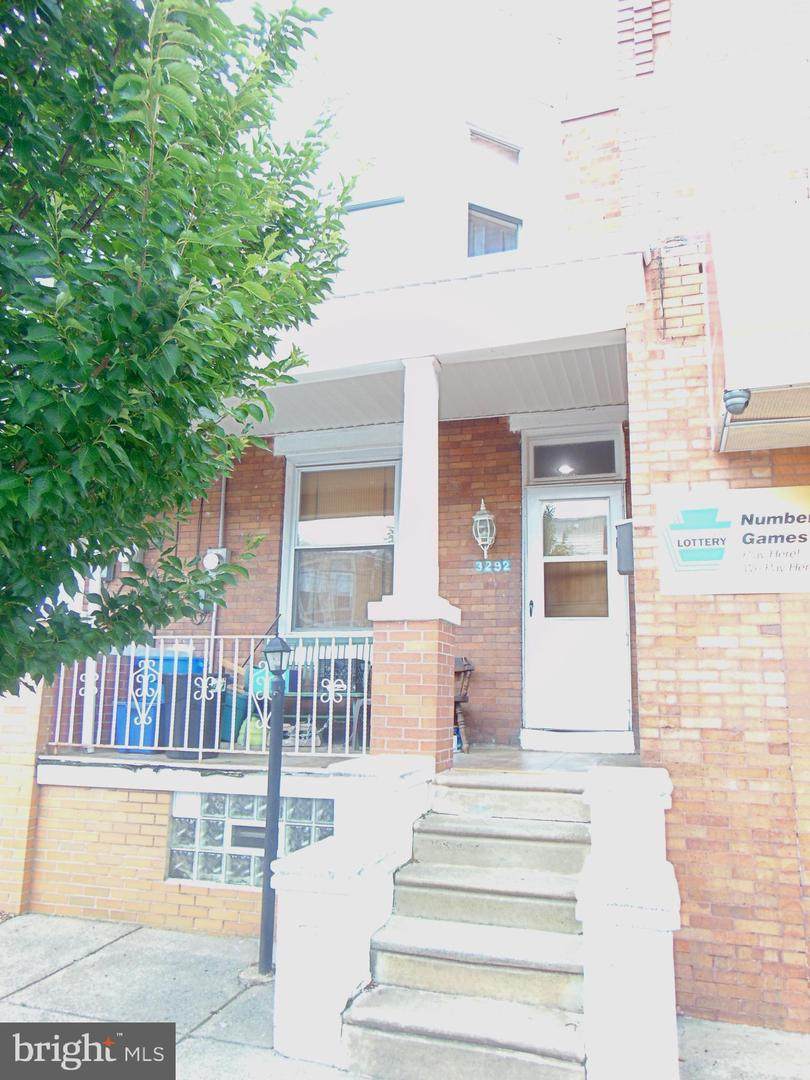 3292 Gaul Street - Photo 1