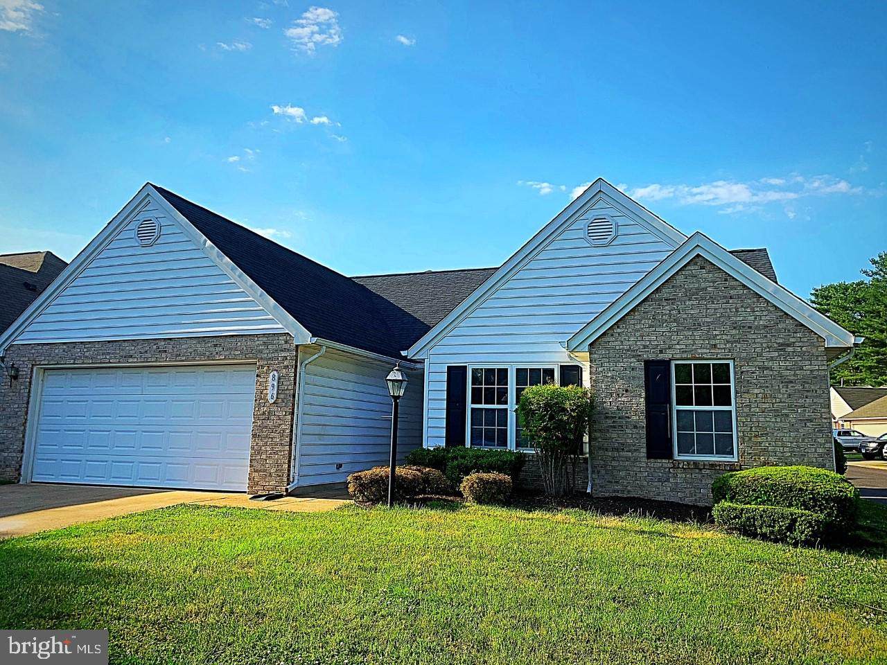 896 Ripplebrook - Photo 1