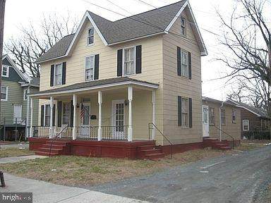 237 Newton Street - Photo 1
