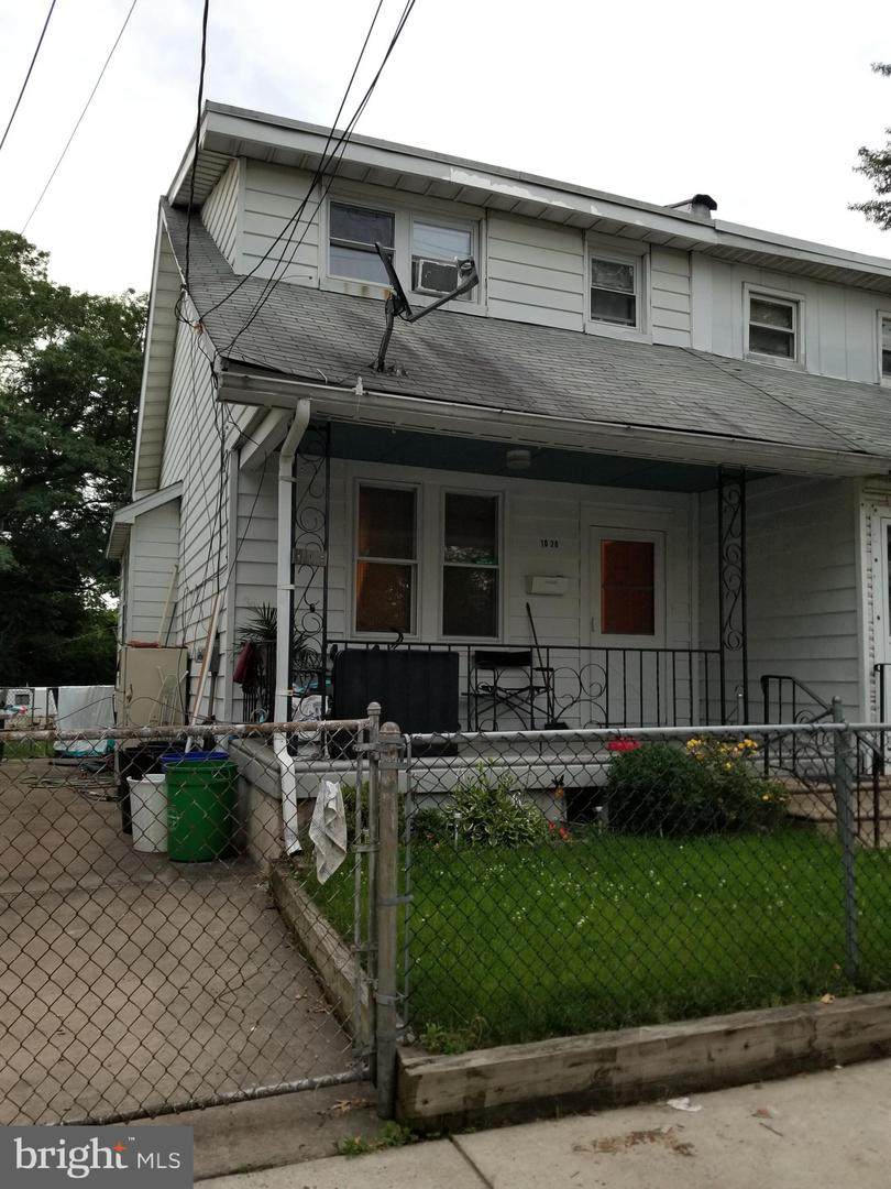 1020 Reeves Avenue - Photo 1