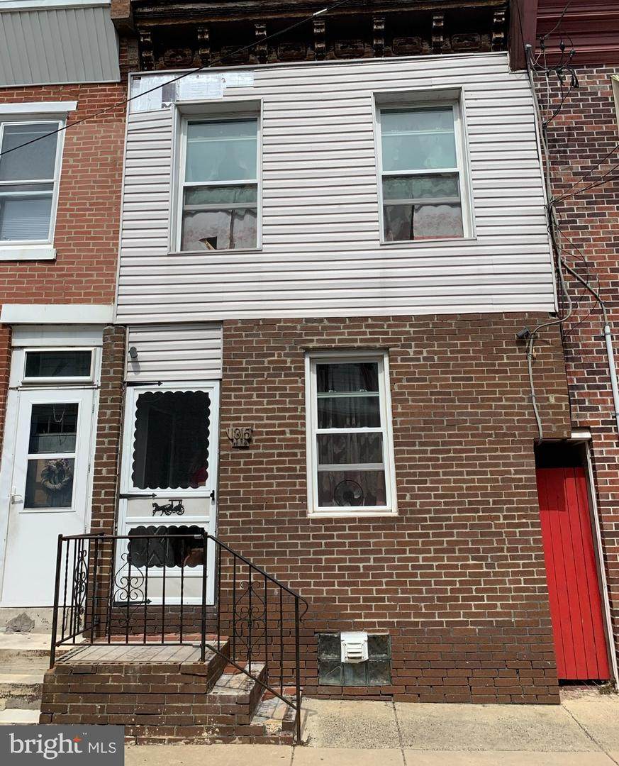 1315 Oxford Street - Photo 1