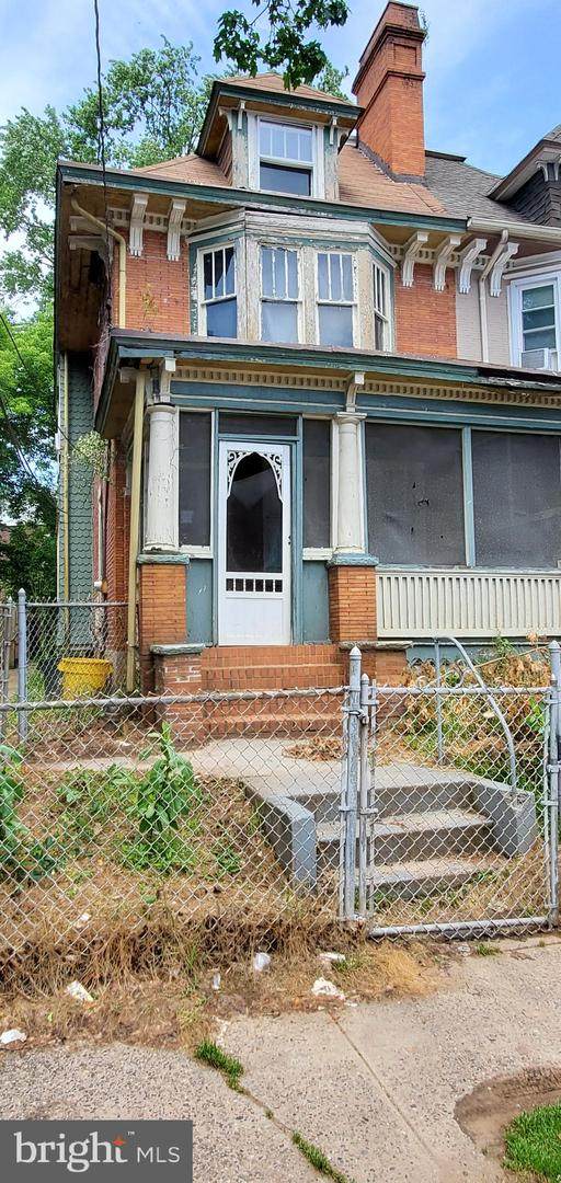 35 Delawareview Avenue - Photo 1