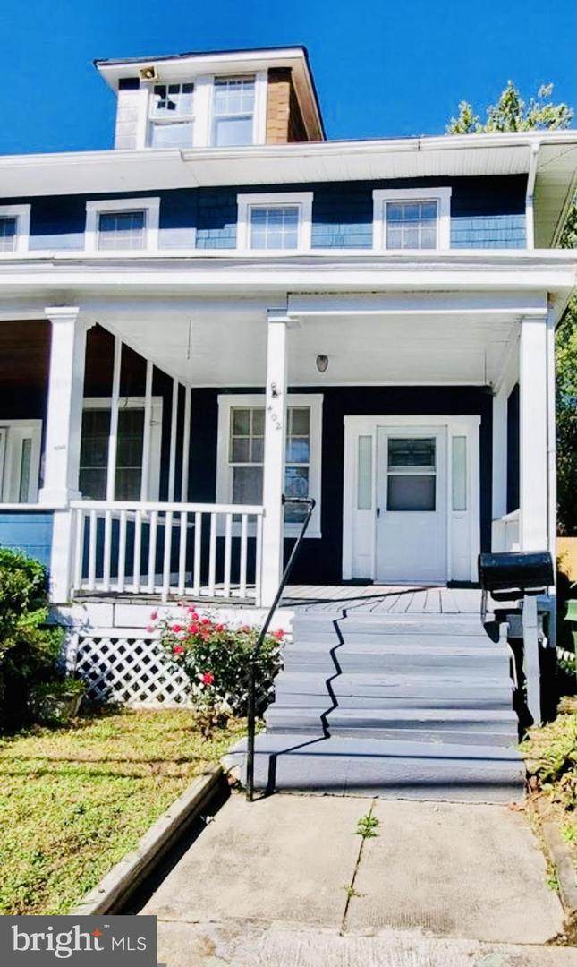 402 Rossiter Avenue - Photo 1