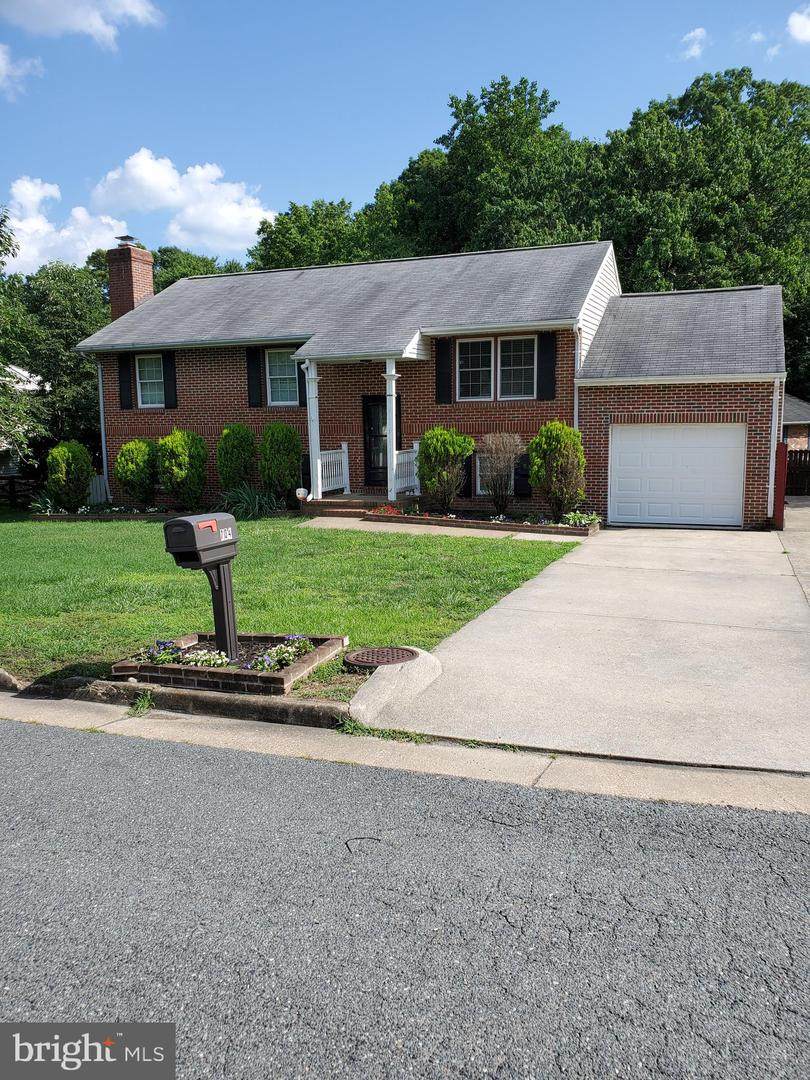 704 Shamrock Drive - Photo 1