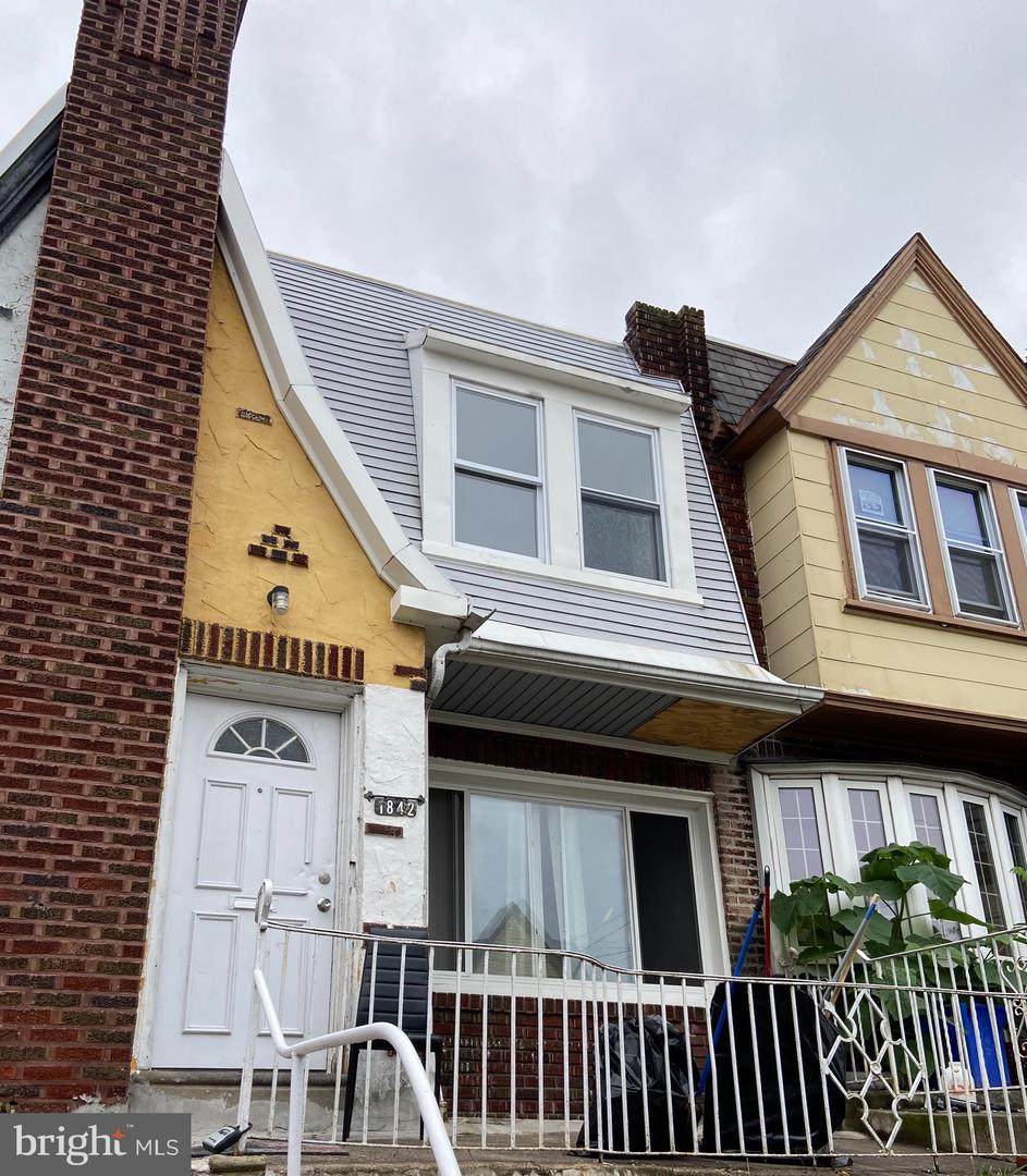1842 Plymouth Street - Photo 1