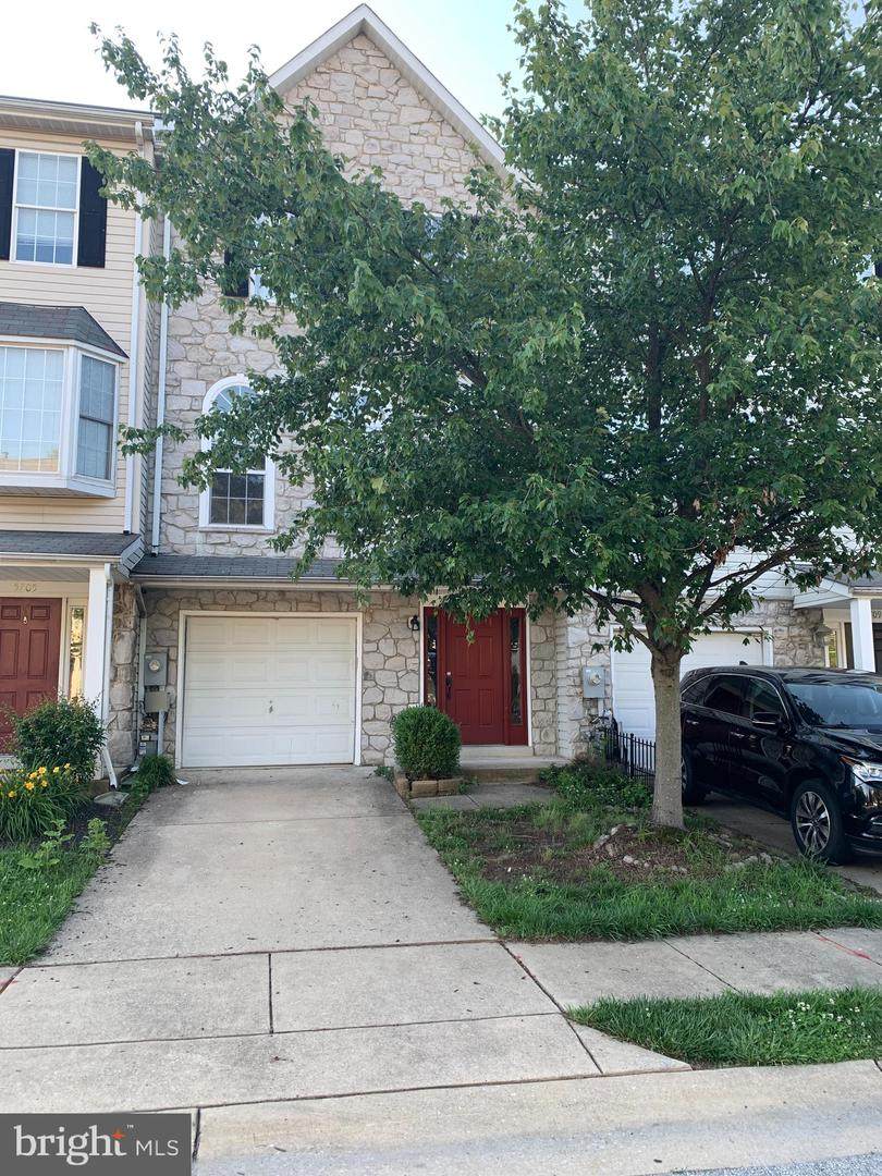 5707 Goldfinch Court - Photo 1