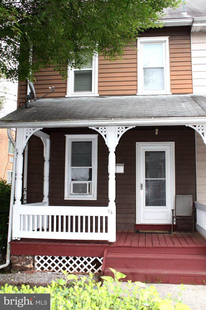 24 Poplar Street - Photo 1