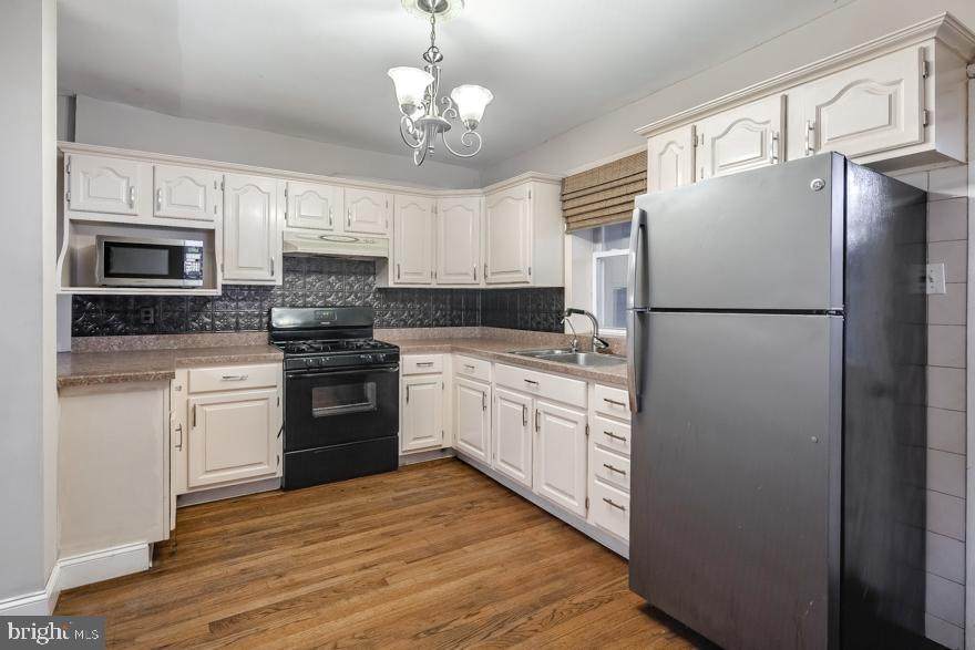 1202 Alder Street - Photo 1