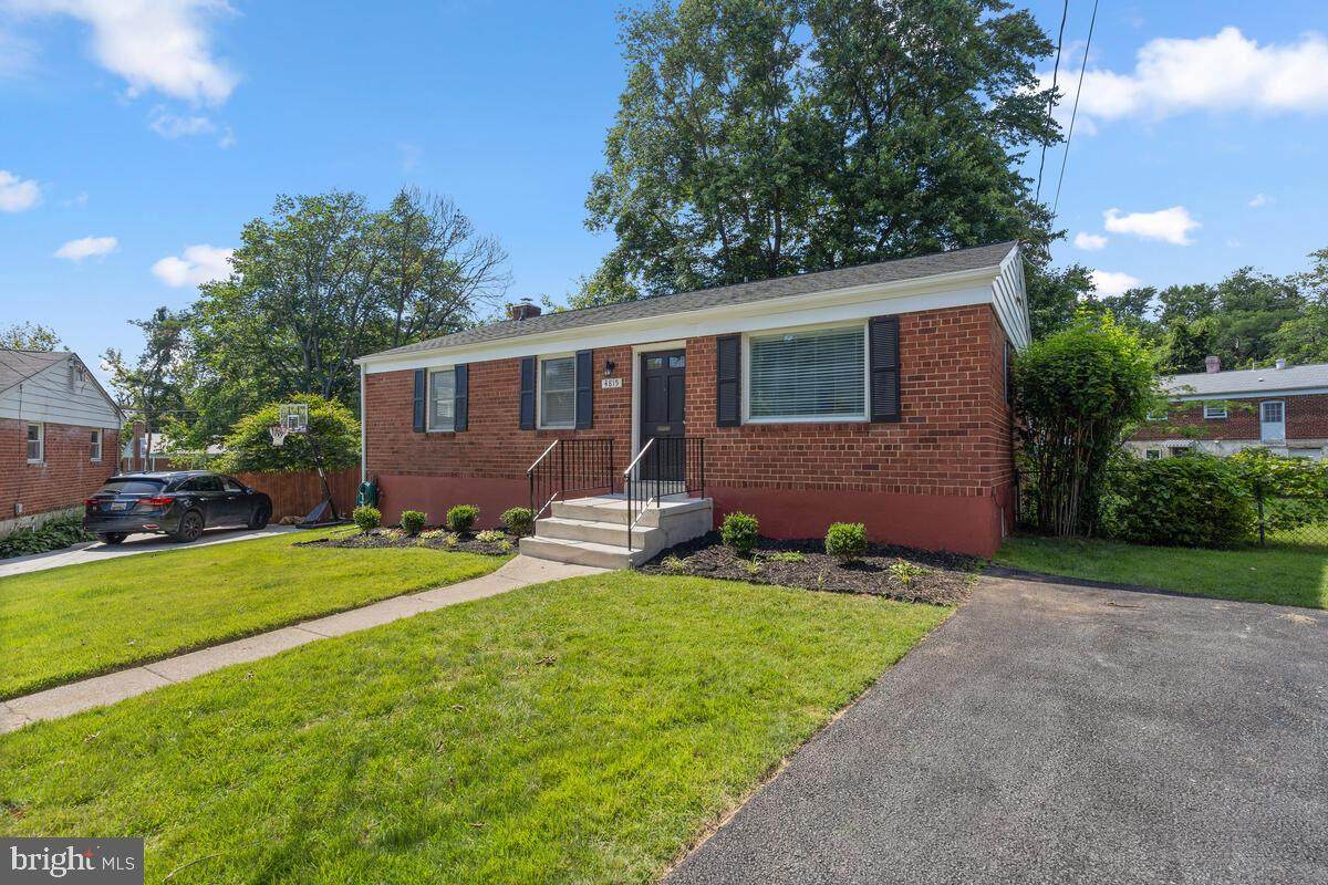 4815 Boiling Brook Parkway - Photo 1