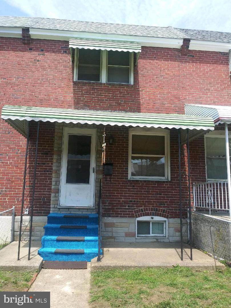 3718 10TH Street - Photo 1