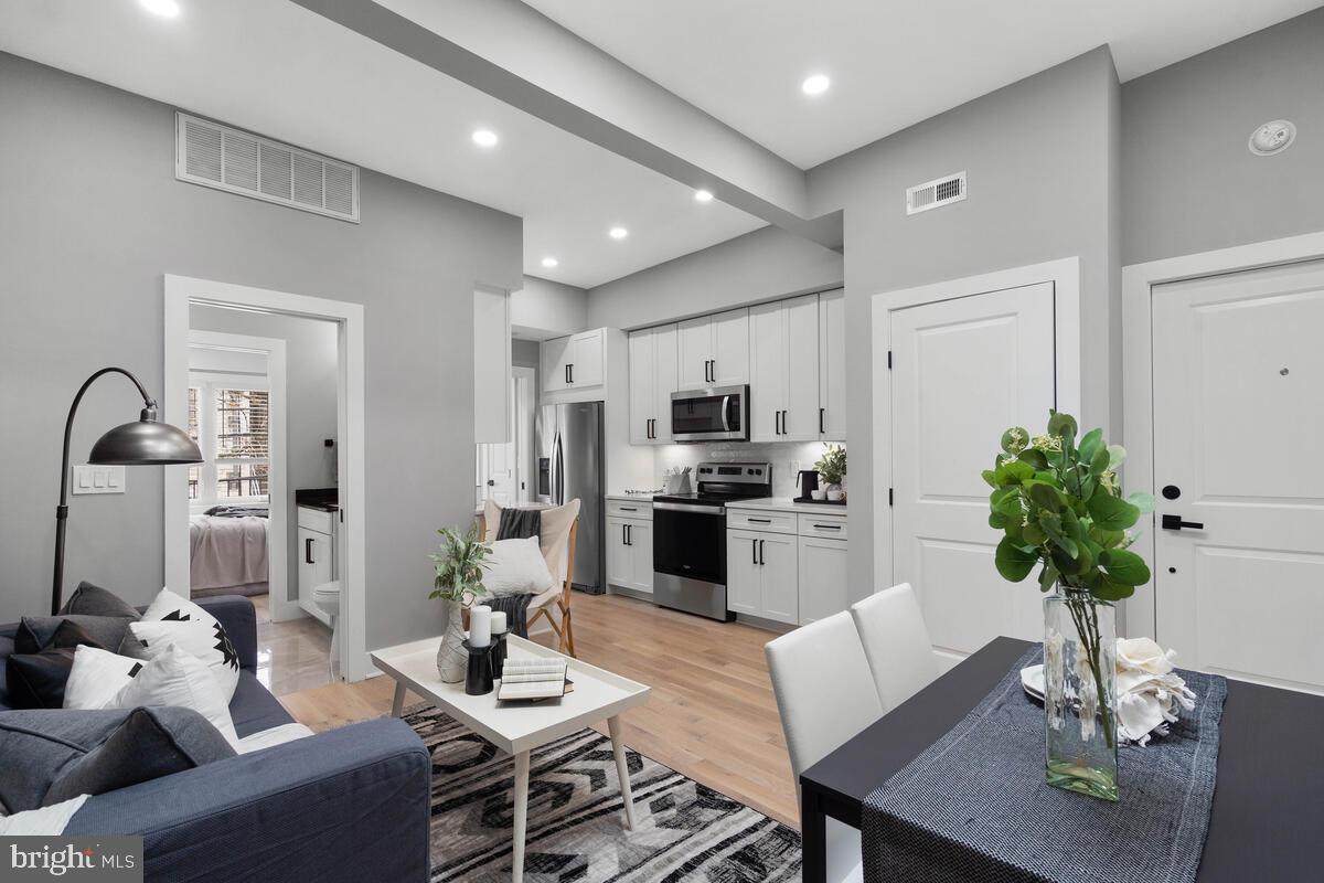 1156 Owen Place - Photo 1