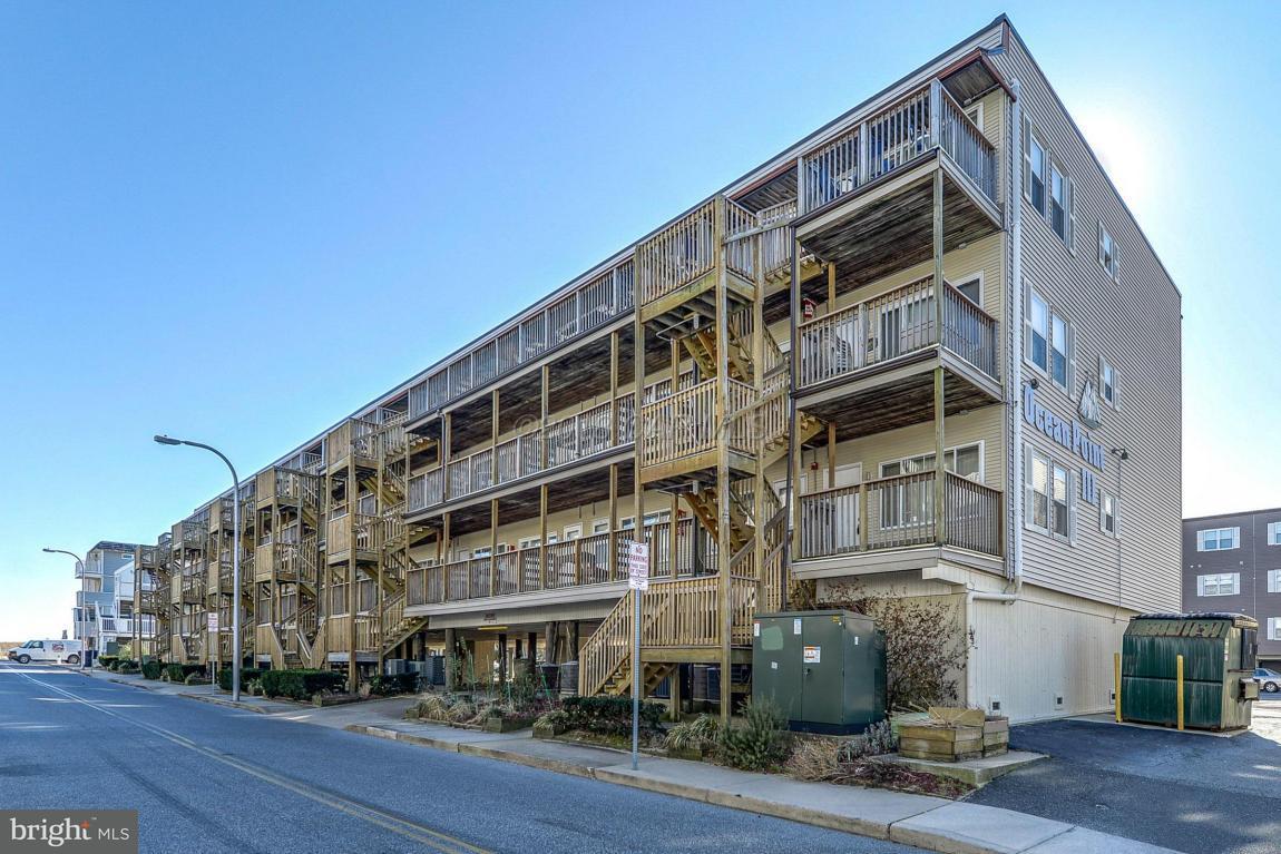 9 41ST Street - Photo 1
