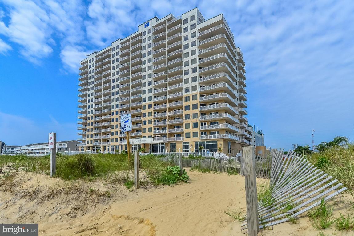 2 48TH Street - Photo 1