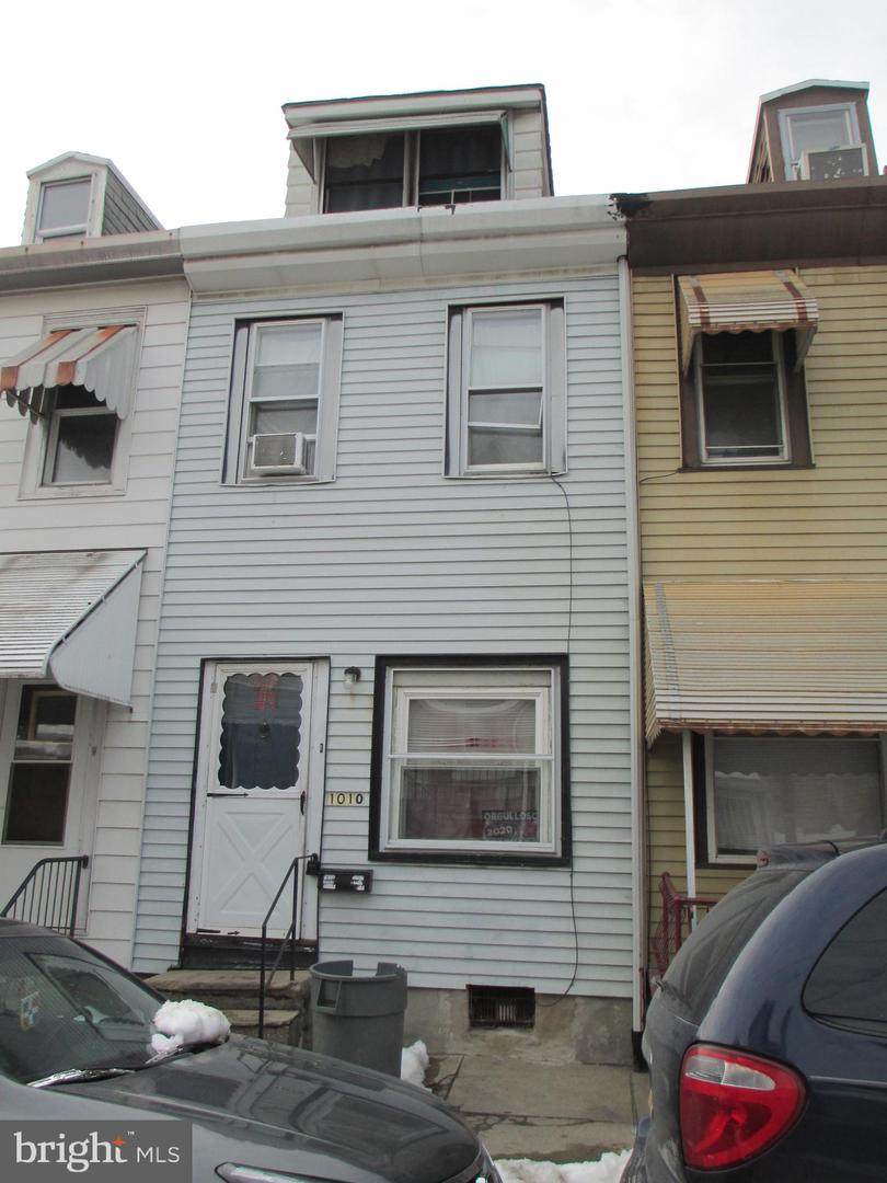 1010 Locust Street - Photo 1