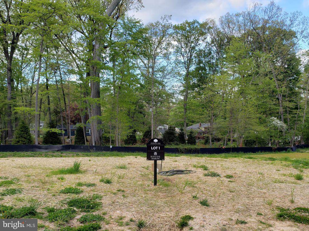 206 Hampton Park Circle - Photo 1