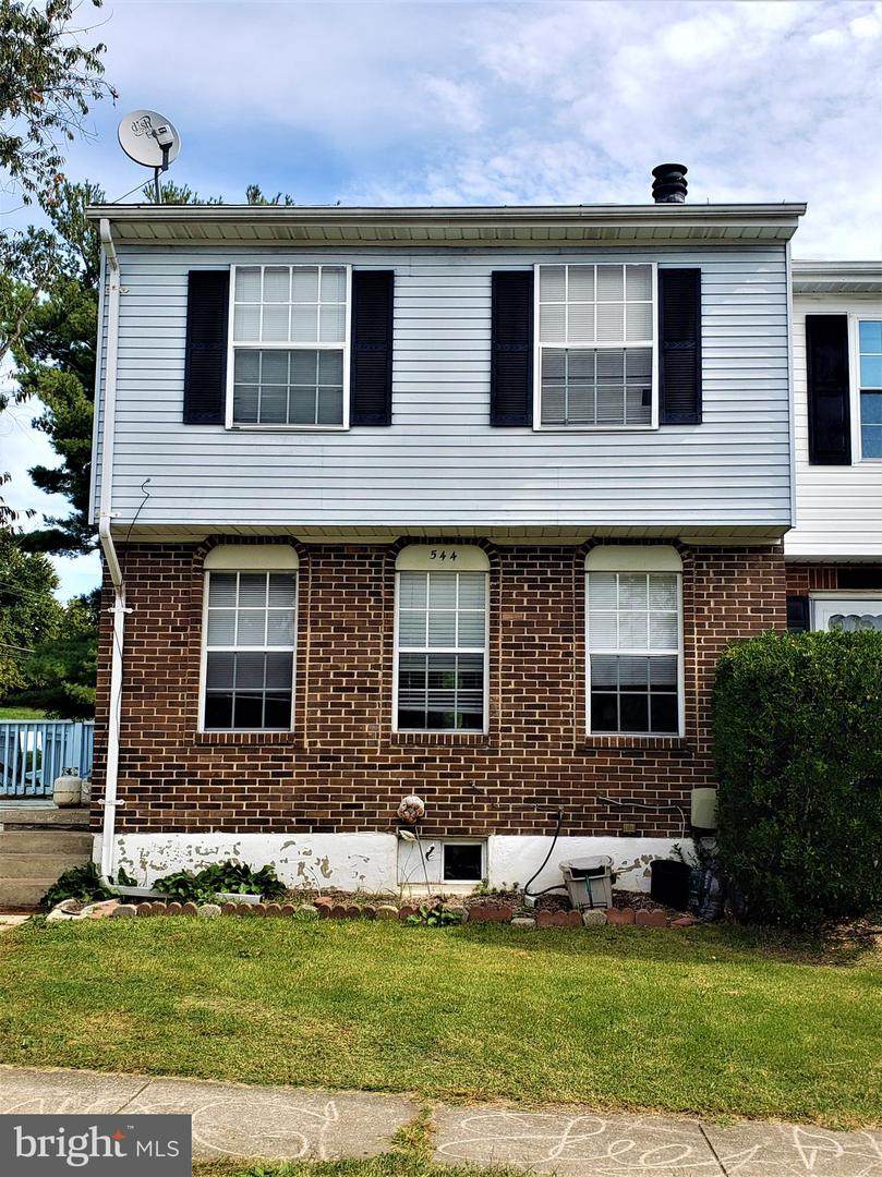 544 Burlington Court - Photo 1
