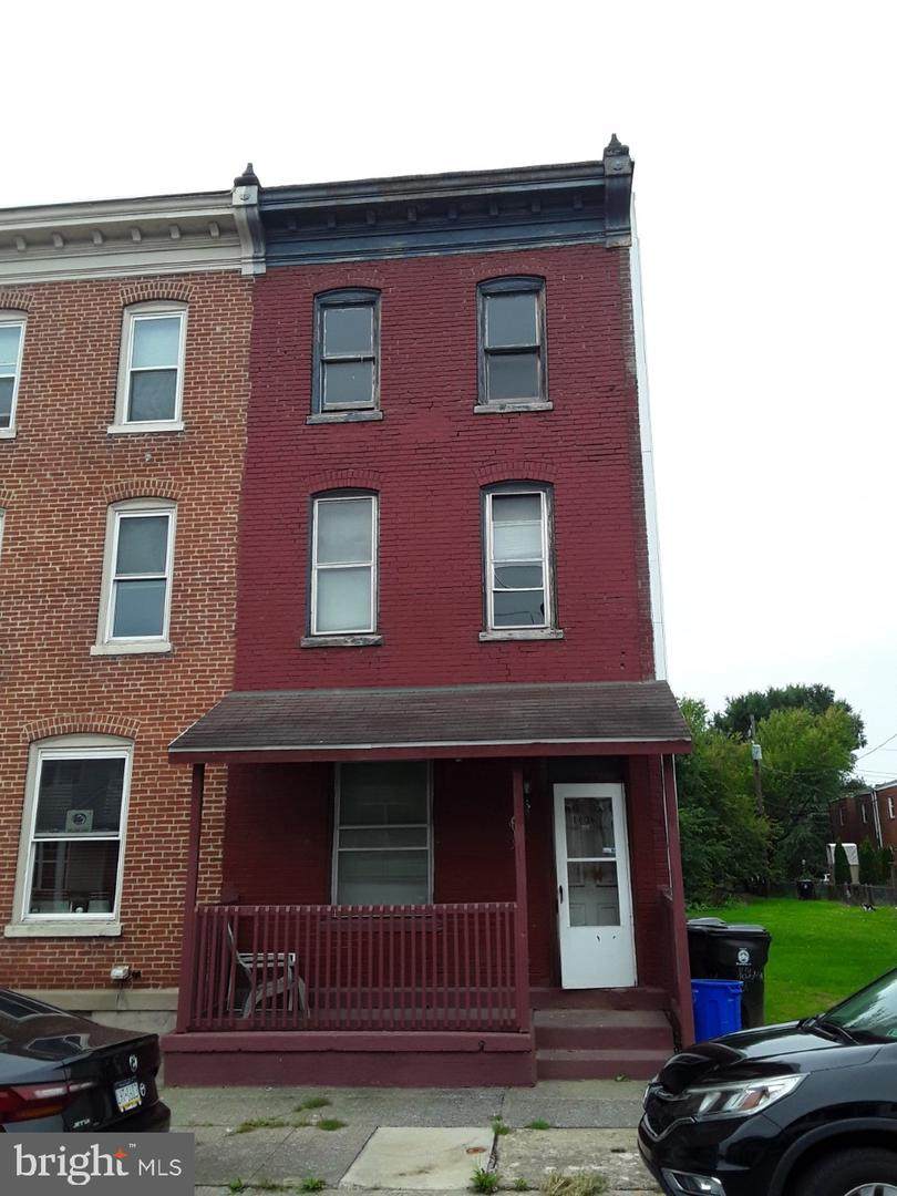 1636 4TH Street - Photo 1