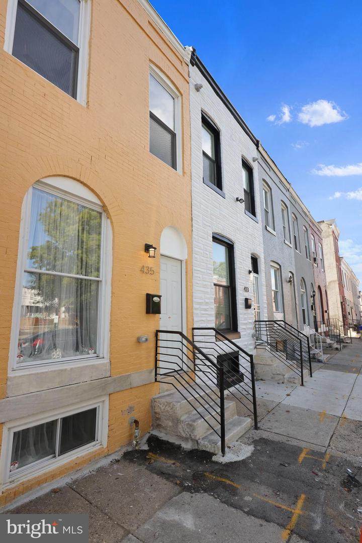 435 27TH - Photo 1