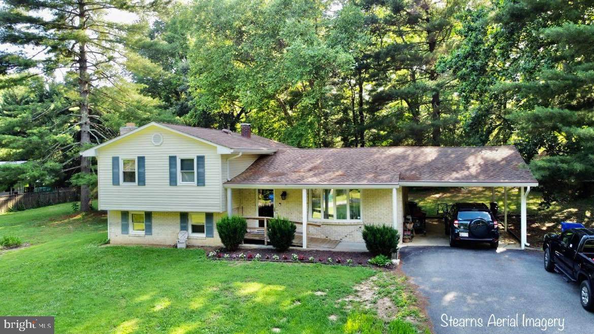 4115 Lee Lane - Photo 1