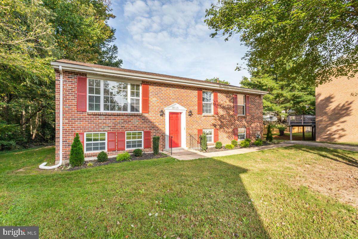 12035 Birchview Drive - Photo 1