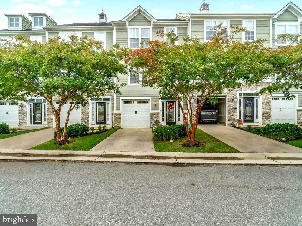 308 Monroe Point Drive - Photo 1