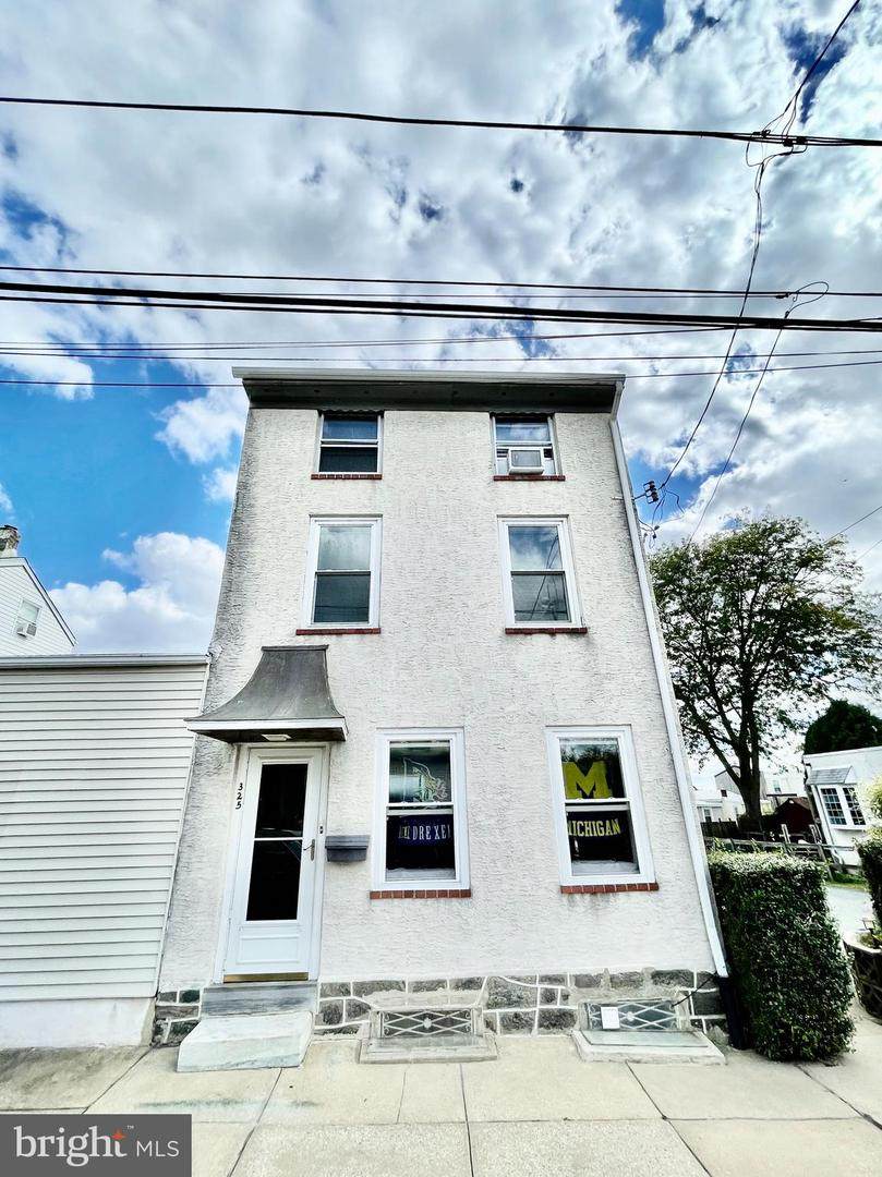 325 Lemonte Street - Photo 1