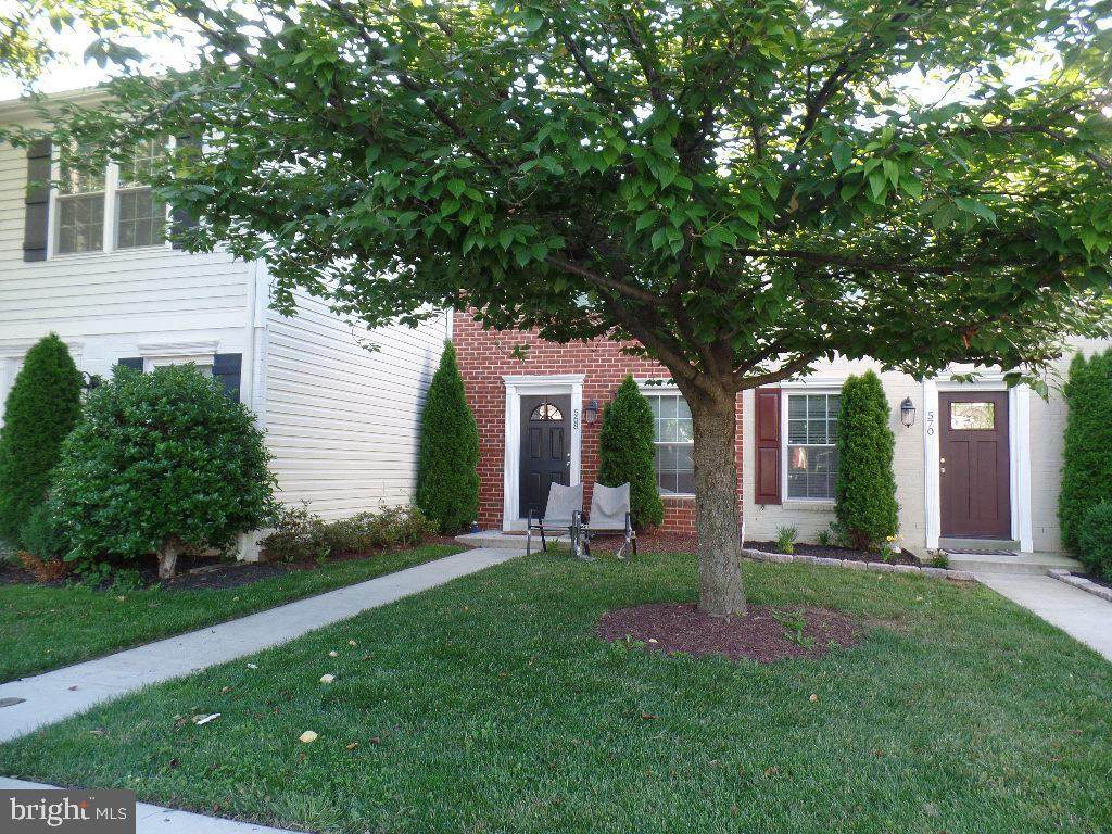 568 Lancaster Place - Photo 1