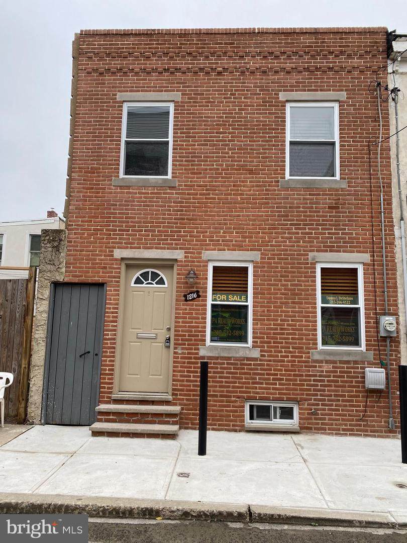 1216 Peters Street - Photo 1