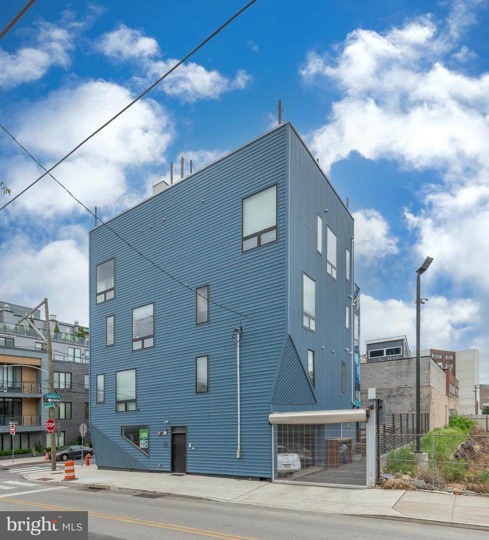 227-29 Thompson Street - Photo 1