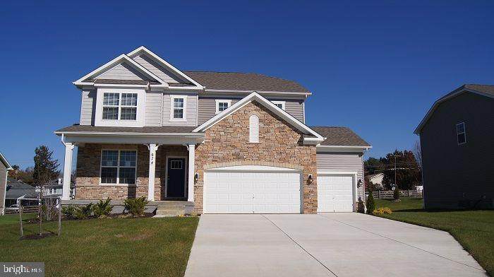 823 Redwood Drive - Photo 1