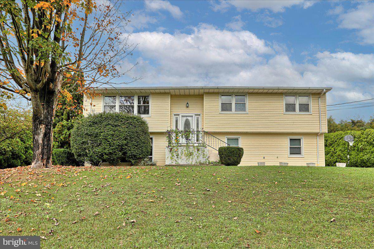 1560 Vesta Drive - Photo 1