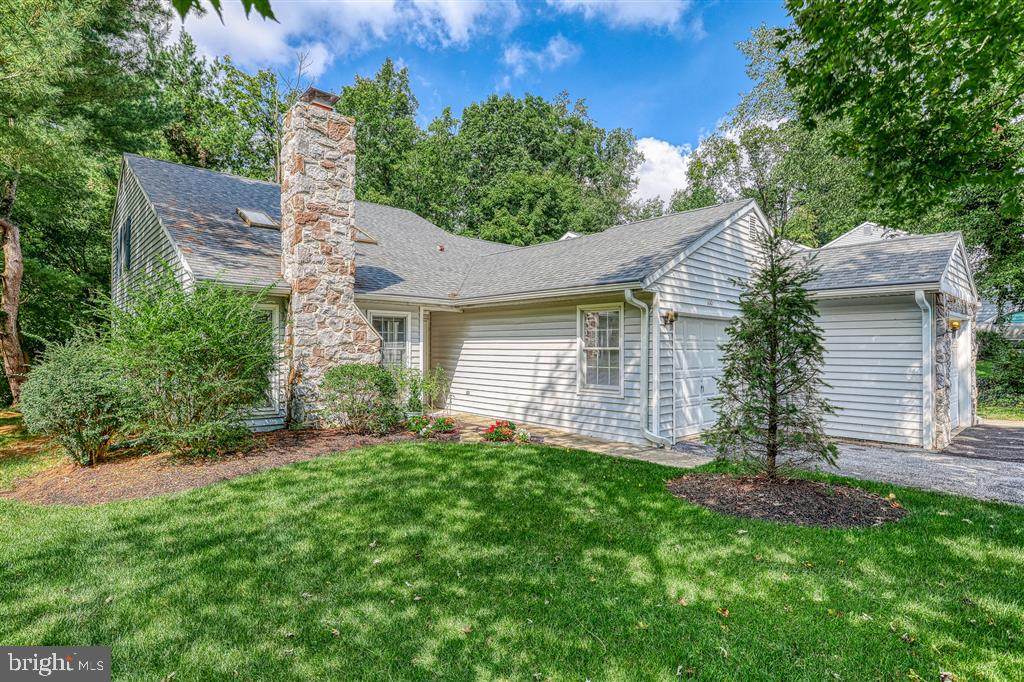 100 Mountainstone Drive - Photo 1