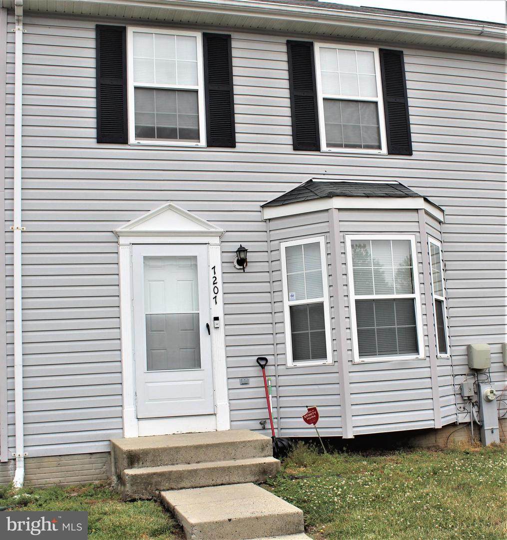 7207 Rutherford Green Circle - Photo 1
