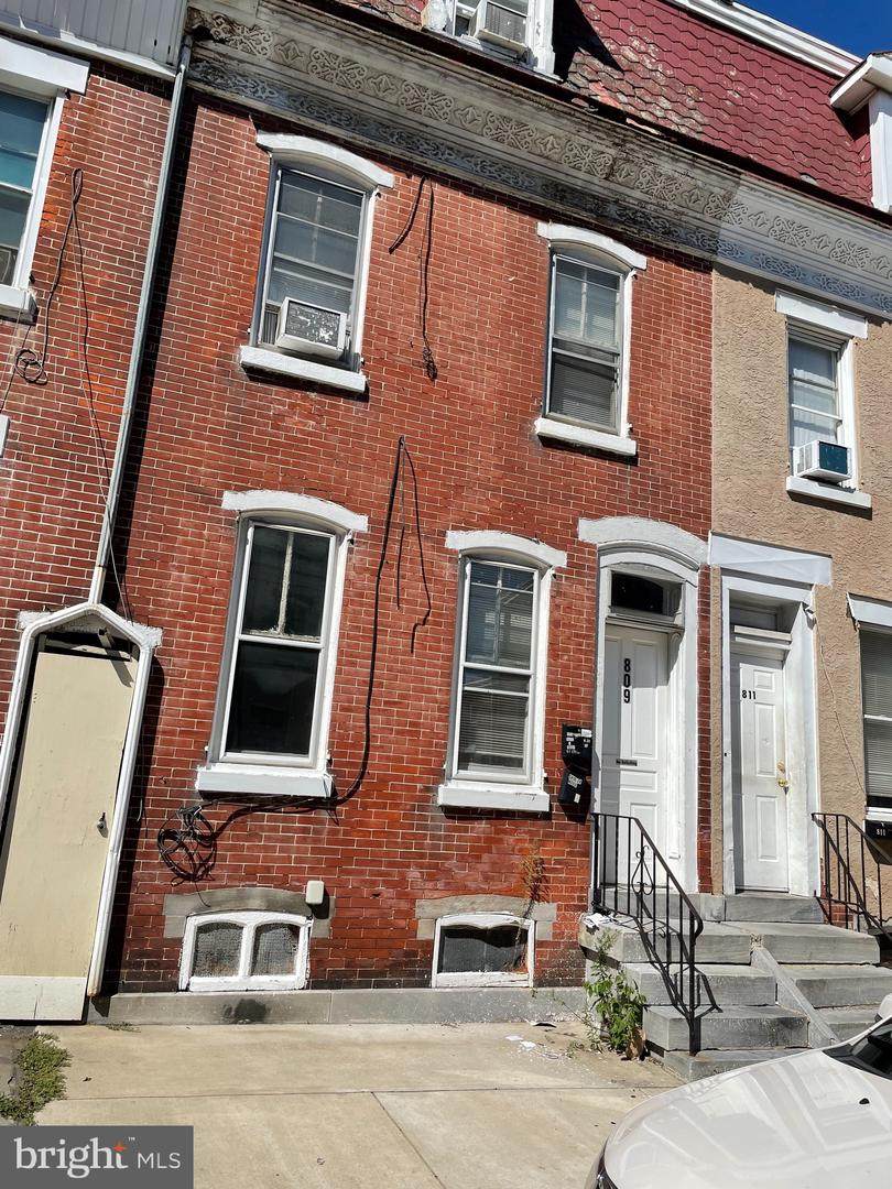 809 Green Street - Photo 1