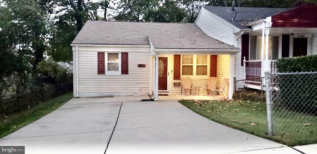 2308 Tuemmler Avenue - Photo 1