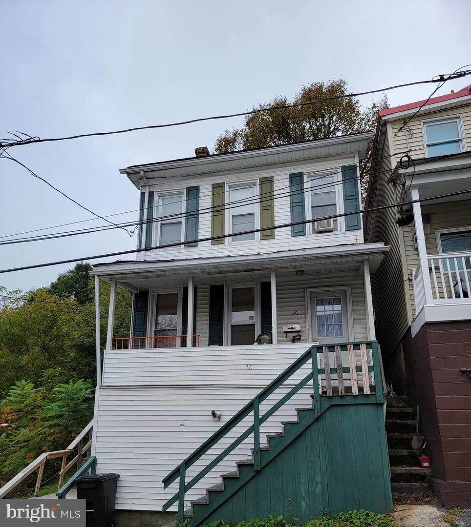 70 Bowe Street - Photo 1